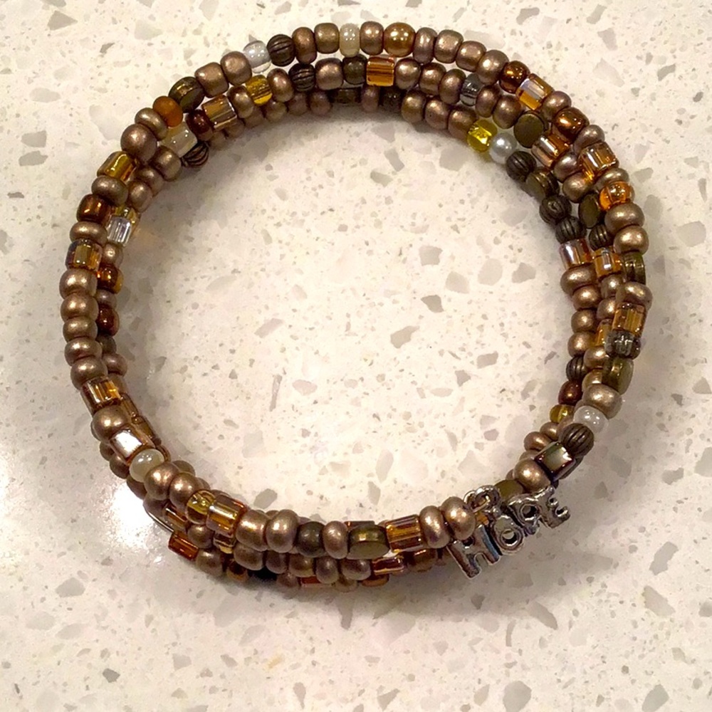 Beaded bracelet with Hope charm